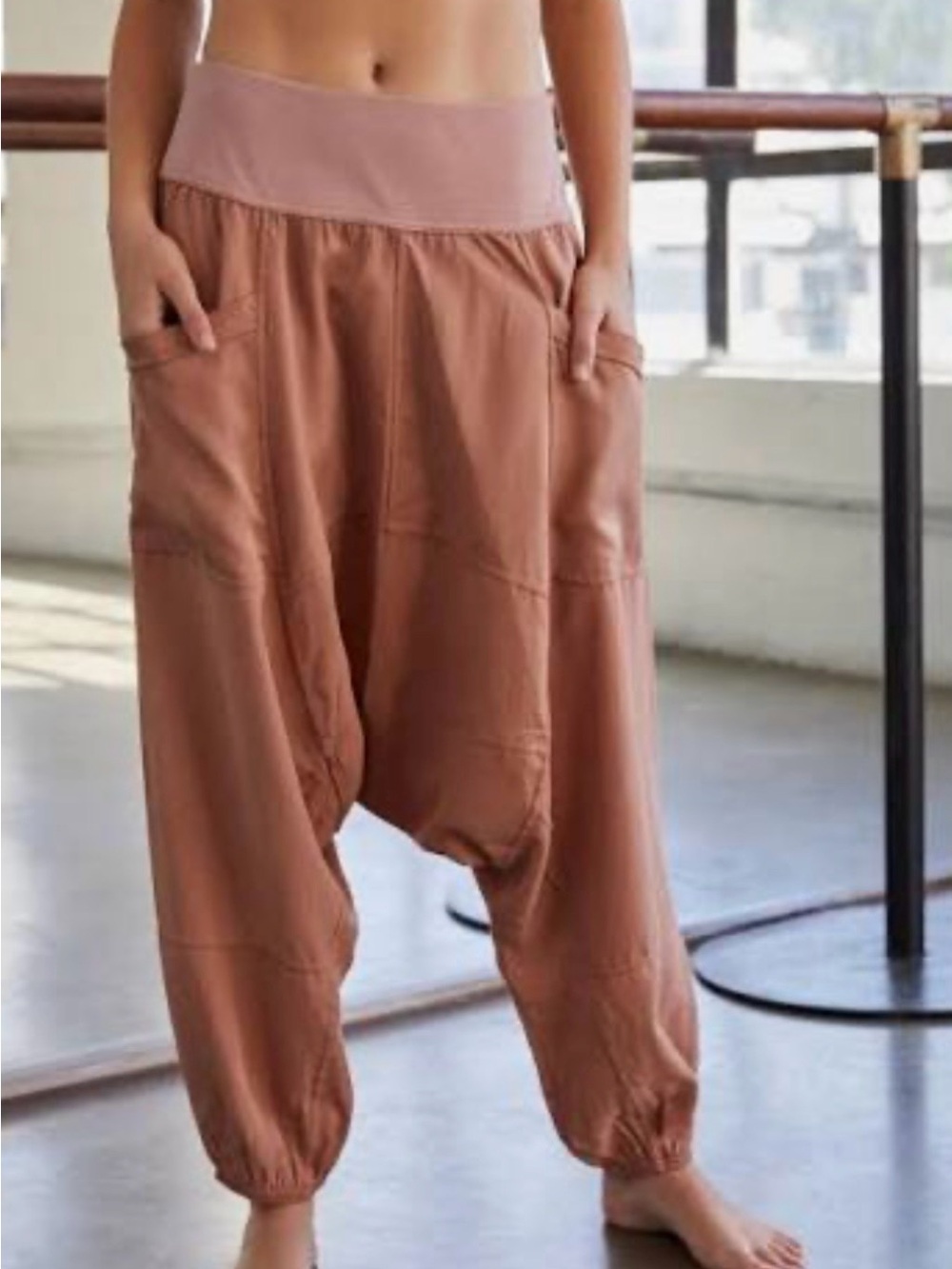 NWOT Free People FP Movement Cropped Harem Pants in Dusty Rose